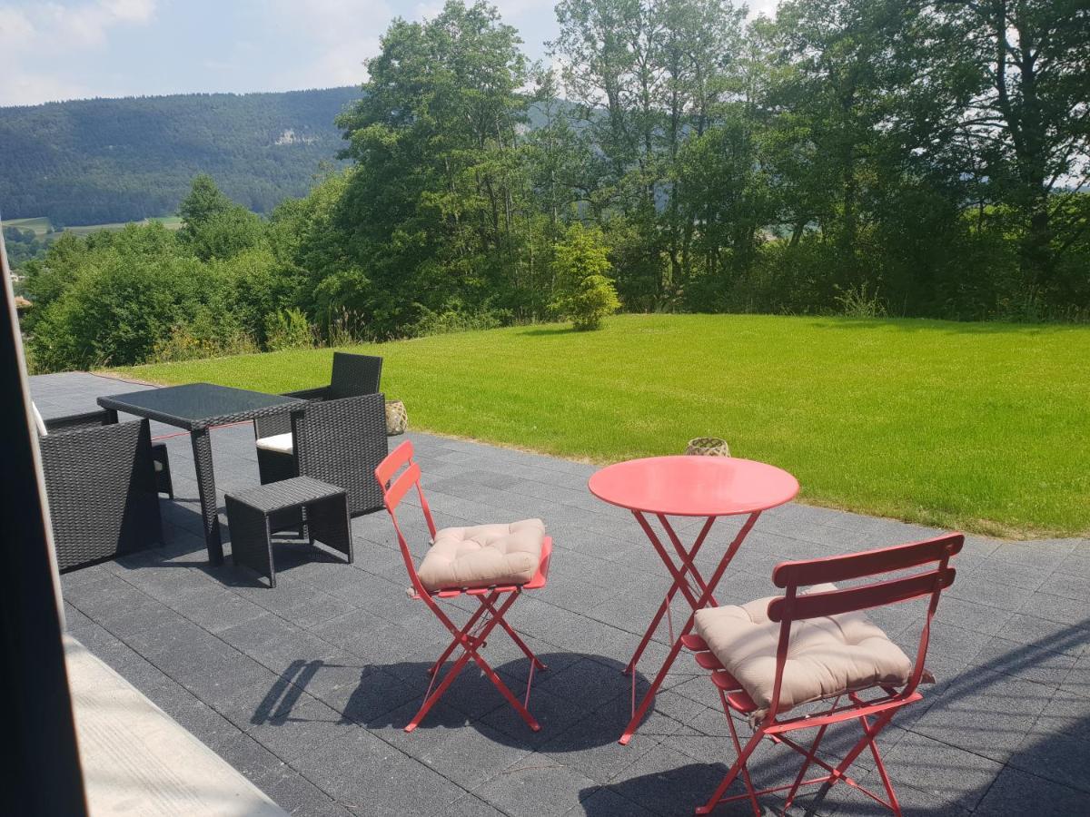 L'Appartement Reconvilier Bagian luar foto